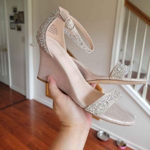 Size 7 - David's Bridal Raquel wedges